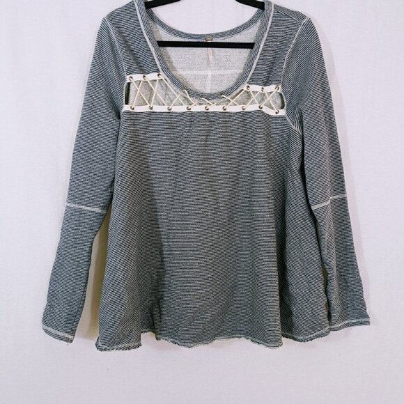 Free People Blue & Ivory Striped Long Sleeve Sweatshirt Top Size L - Picture 1 of 4
